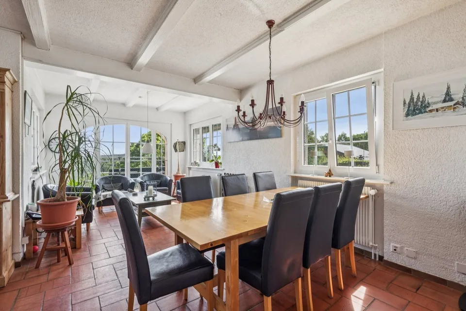 SUPERBE VILLA DE CARACTERE