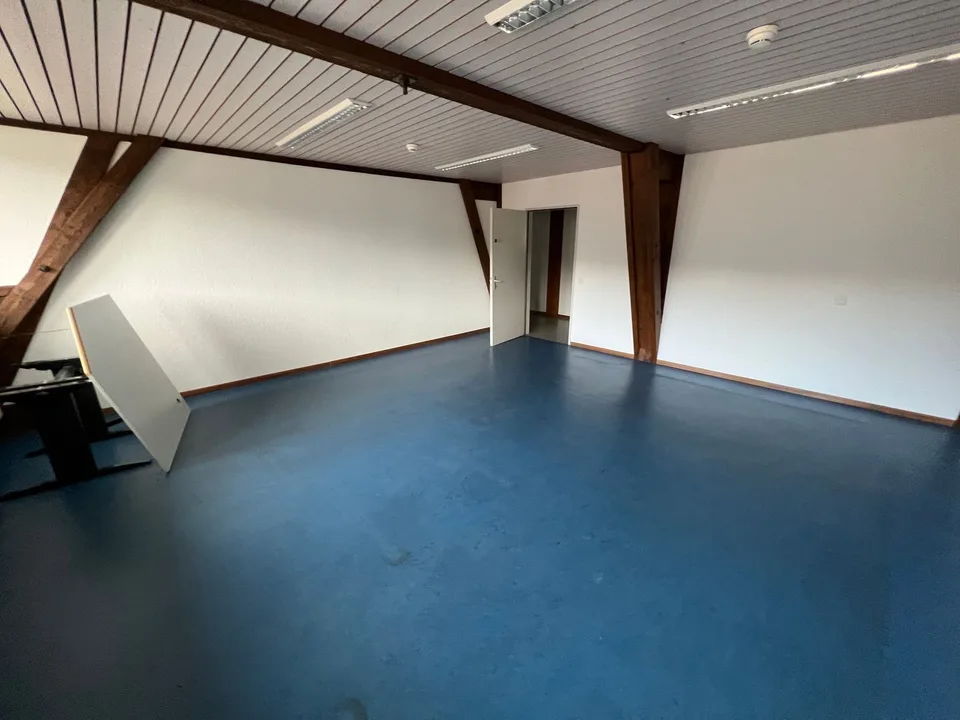 Günstige Gewerbe, Lager- & Büroräumlichkeiten ab 30m2 zu vermieten