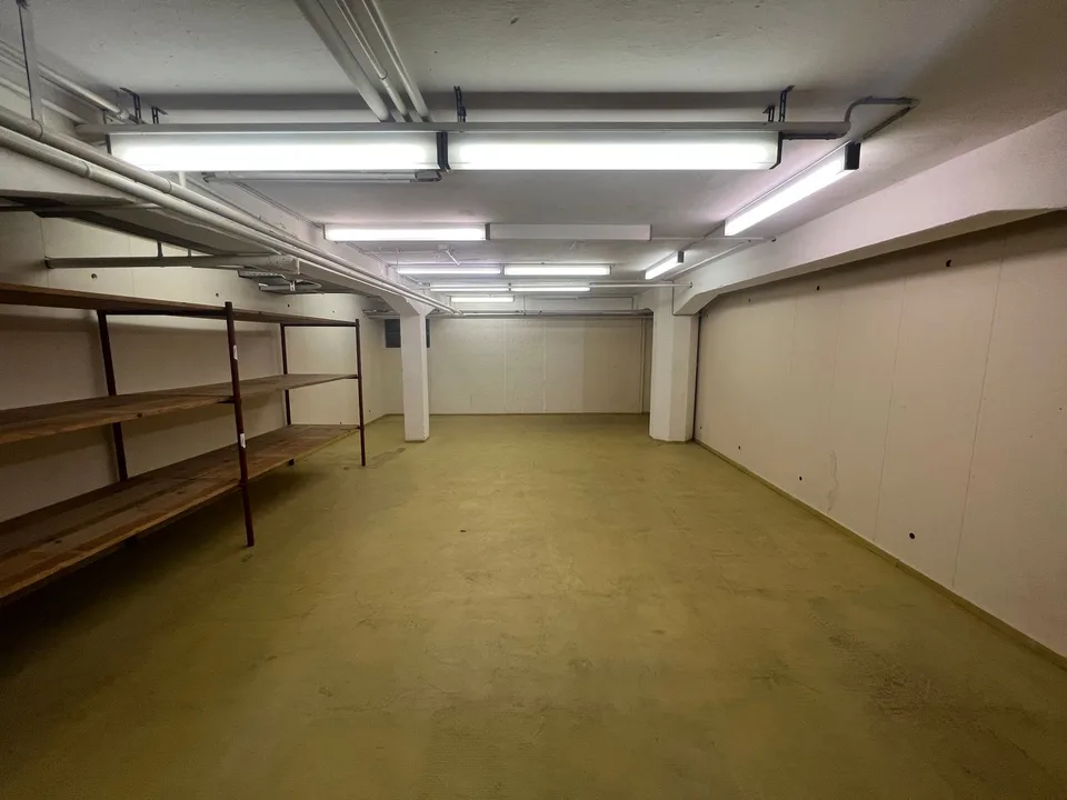 Günstige Gewerbe, Lager- & Büroräumlichkeiten ab 30m2 zu vermieten – Foto 9 von 9
