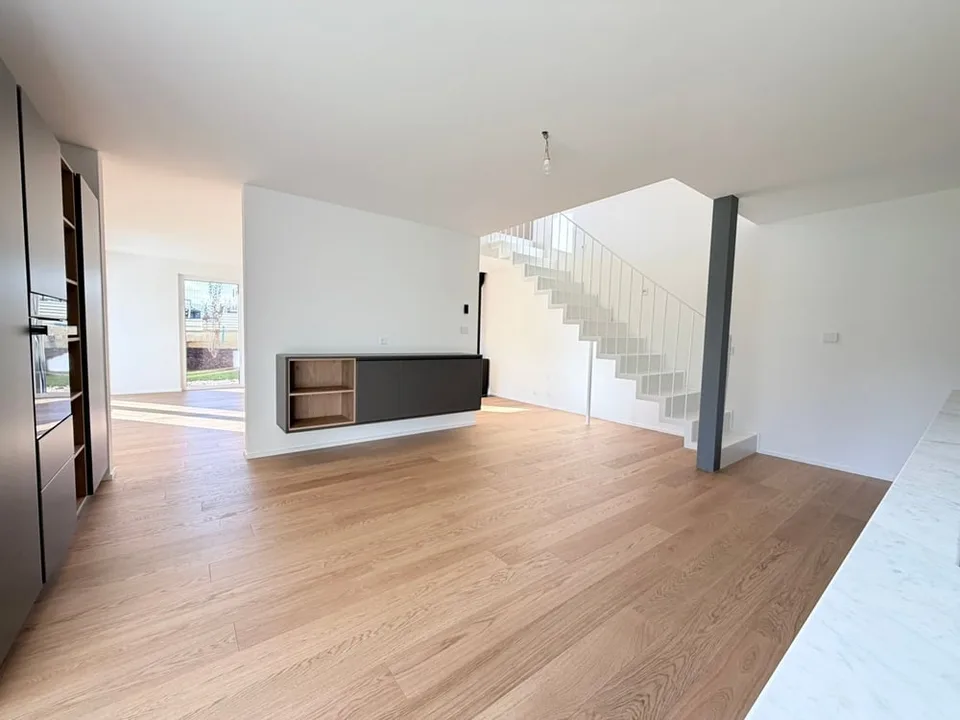 Villa, Rossemaison - 970000