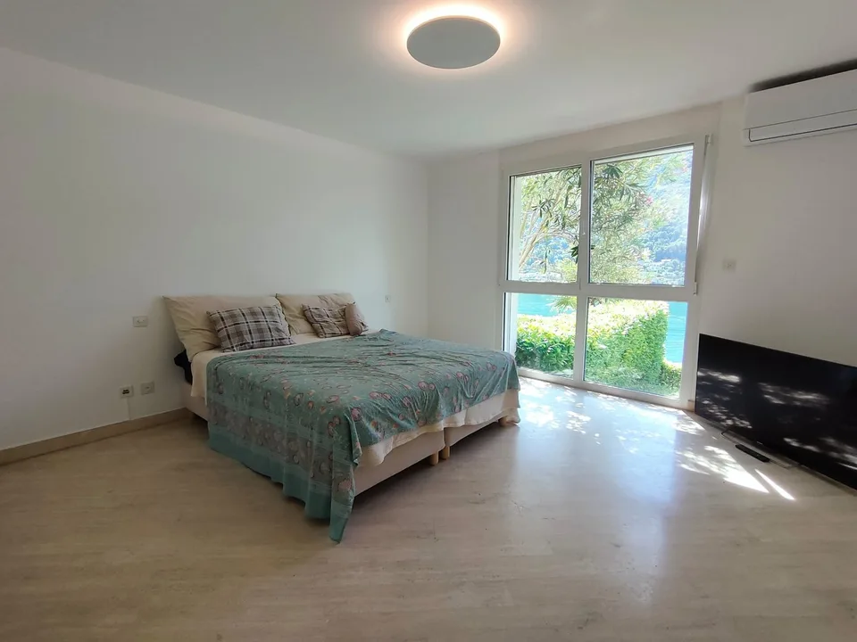 Morcote - Helles 3.5-Zimmer-Duplex mit Garten, Pool und Seeblick – Foto 15 von 23