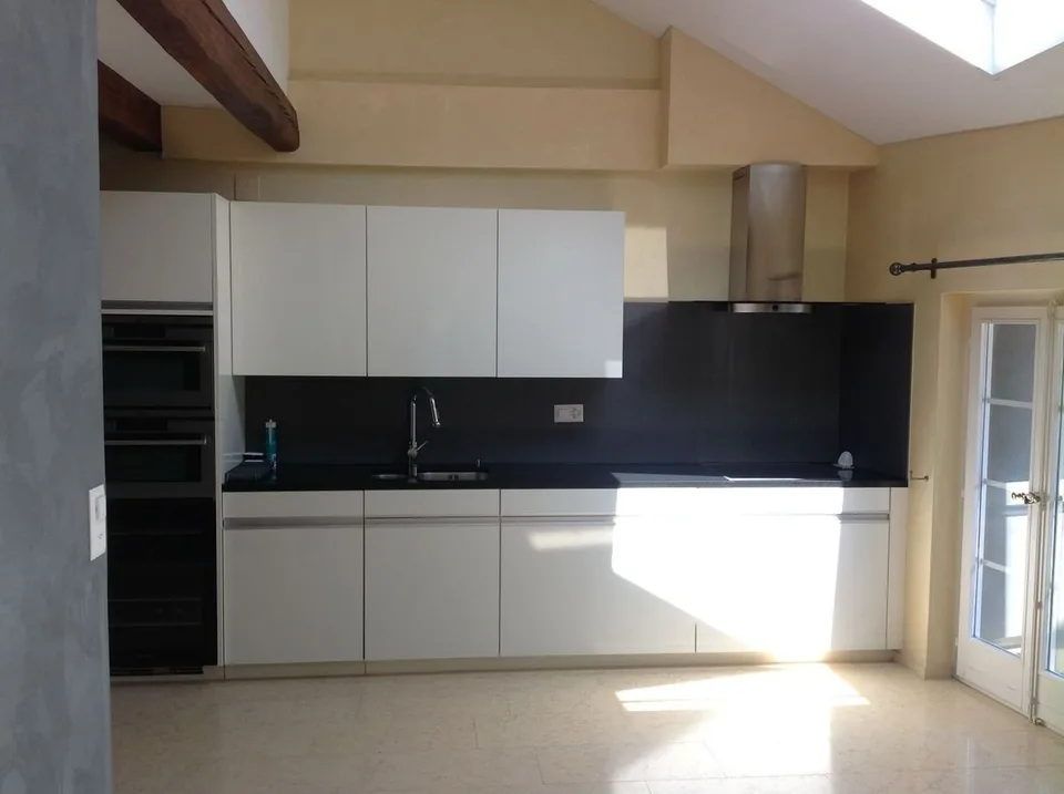 Rara opportunità: casa nel centro di Cossonay con giardino