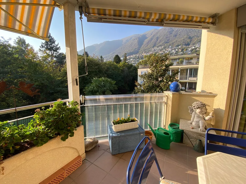 MINUSIO - Luminoso appartamento3.5 locali/ Charmante 3.5-Zimmer-Wohnung mit grossem Balkon