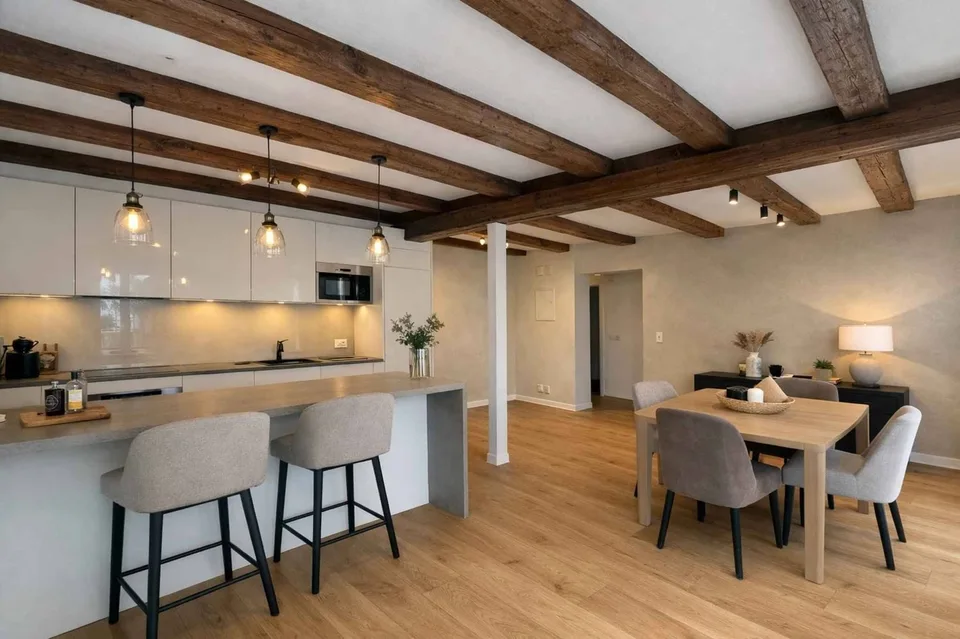 Bellissima casa di villaggio ristrutturata con charme, volumi e vista delle Alpi