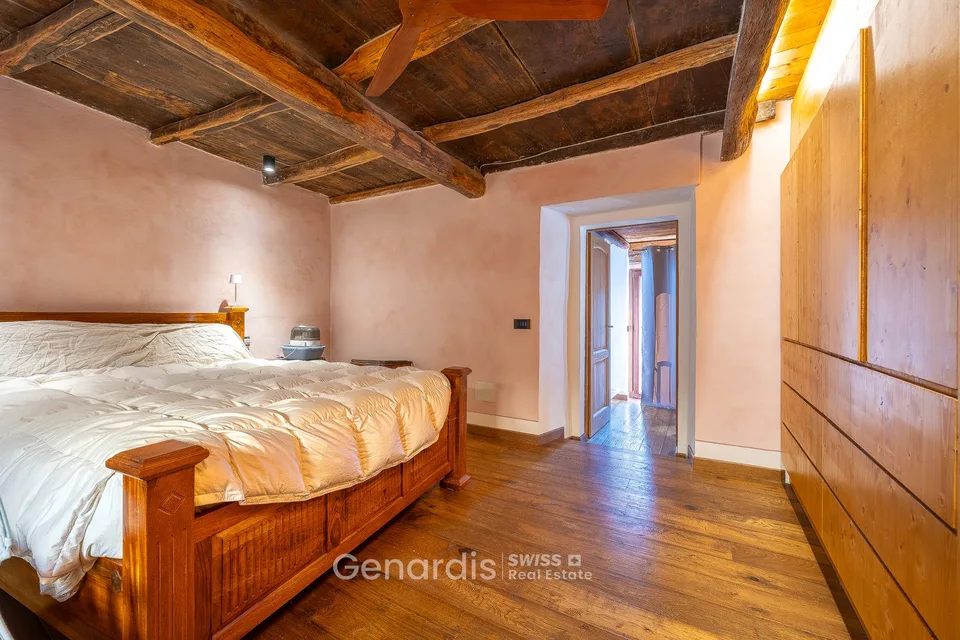 Ponte Tresa à proximité, maison élégamment rénovée – photo 12 sur 23