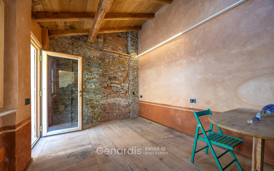 Ponte Tresa à proximité, maison élégamment rénovée – photo 19 sur 23