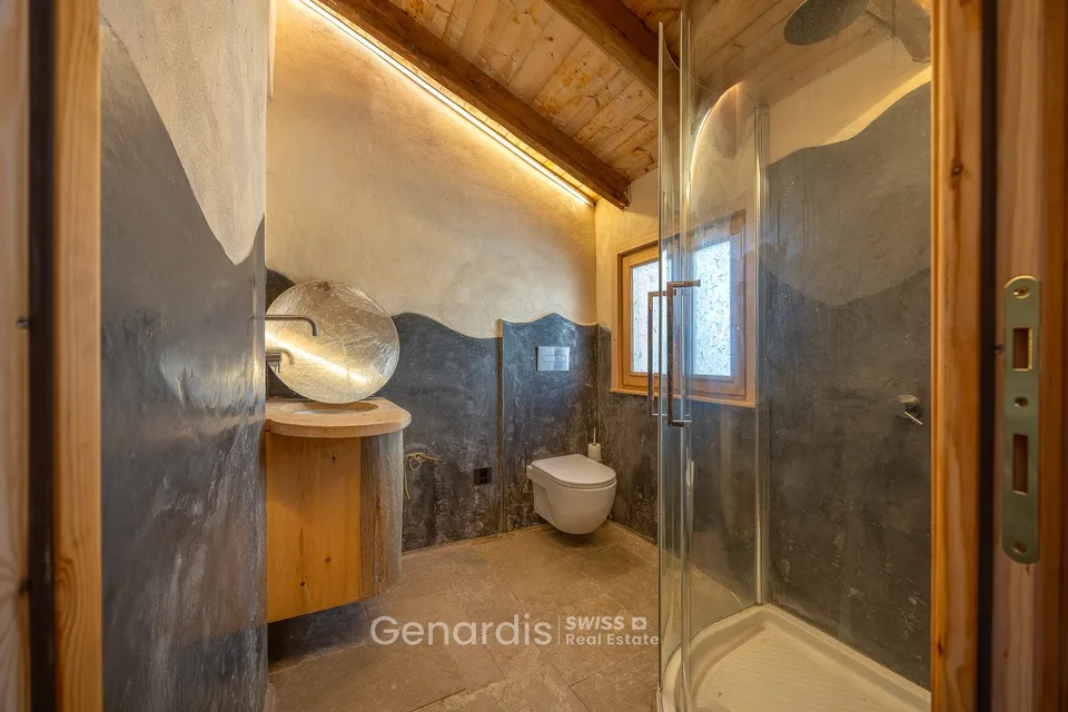 Ponte Tresa à proximité, maison élégamment rénovée – photo 21 sur 23
