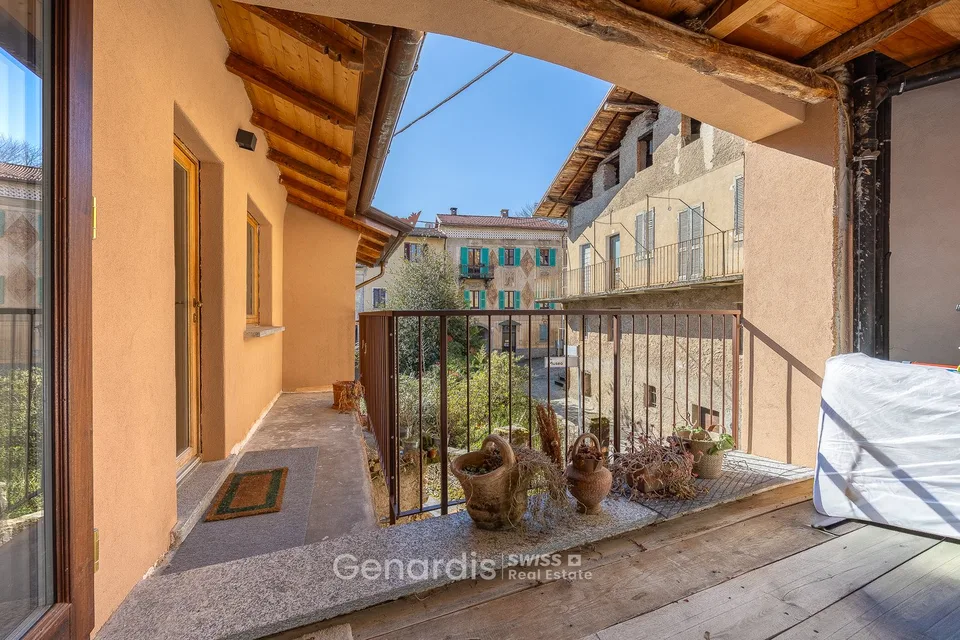 Ponte Tresa à proximité, maison élégamment rénovée – photo 17 sur 23