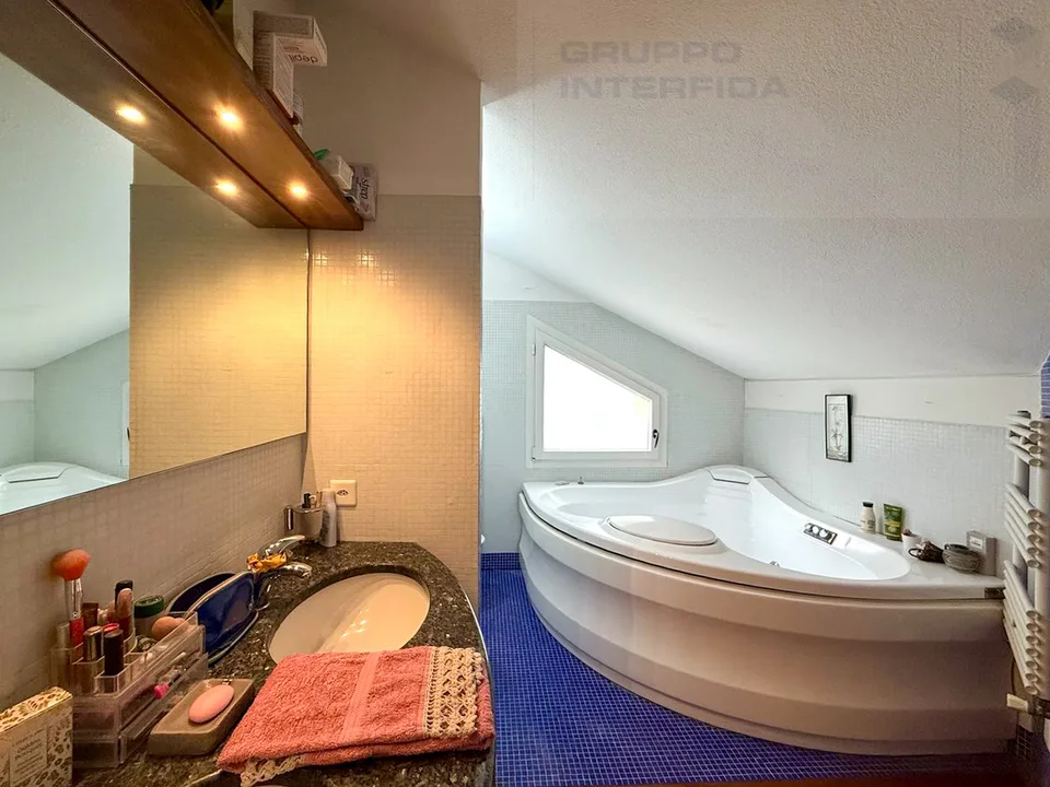 SPAZIOSA CASA CON GIARDINO E VISTA SULLE VIGNE – Foto 9 von 12