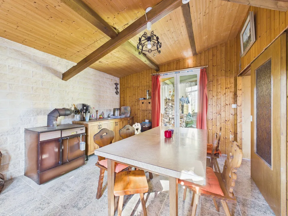 Oggetto molto raro - Chalet di montagna con comfort sulla catena del Giura
