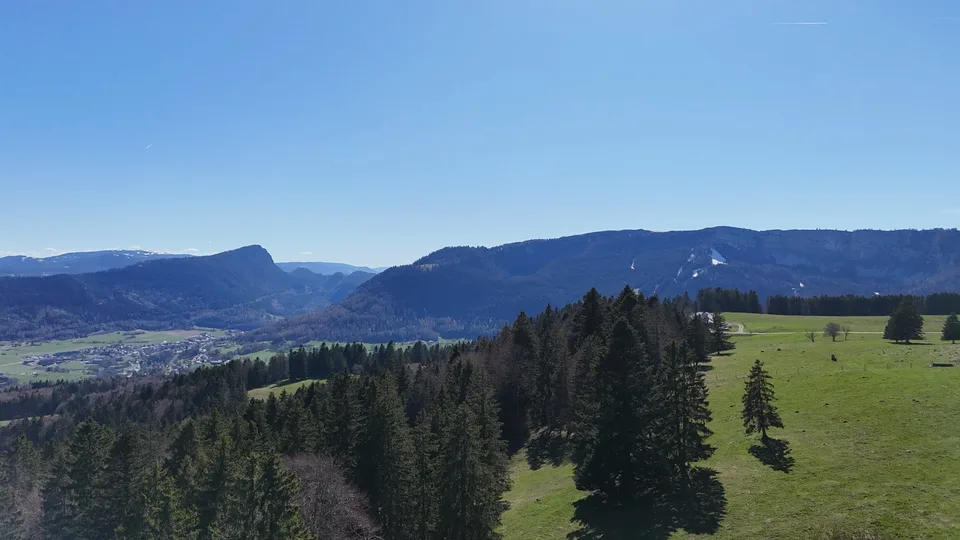 Sehr seltenes Objekt - Bergchalet mit Komfort in der Jura-Kette – Foto 8 von 11