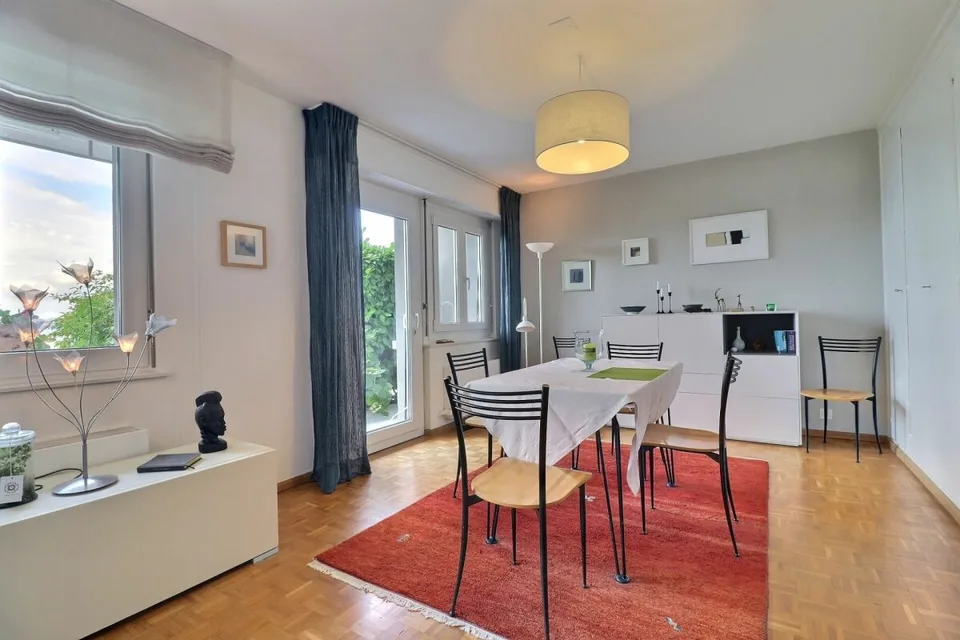 Zweifamilienvilla mit atemberaubendem Blick – Foto 13 von 23