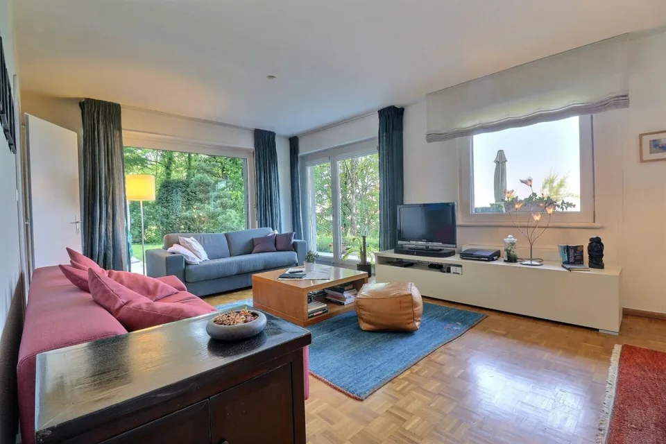 Zweifamilienvilla mit atemberaubendem Blick – Foto 12 von 23