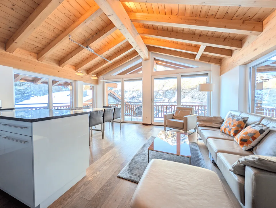 Verkauft / Sold / Vendu /  Hervorragende 5.5 Zimmer-Dachwohnung in Zermatt (Erstwohnung)