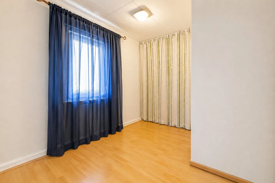 3 rooms ground floor apartment already rented with terrace - Lot n2