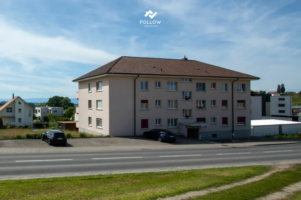 Immeuble locatif avec potentiel de développement et parcelle constructible supplémentaire à Heitenried