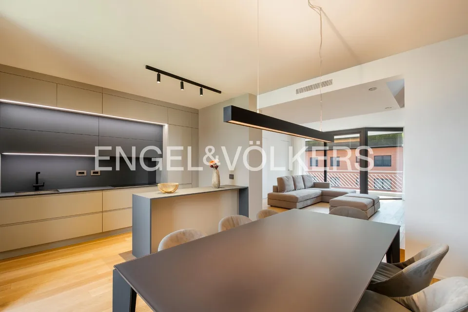 Duplex sophistiqué avec terrasse sur le toit – photo 8 sur 13