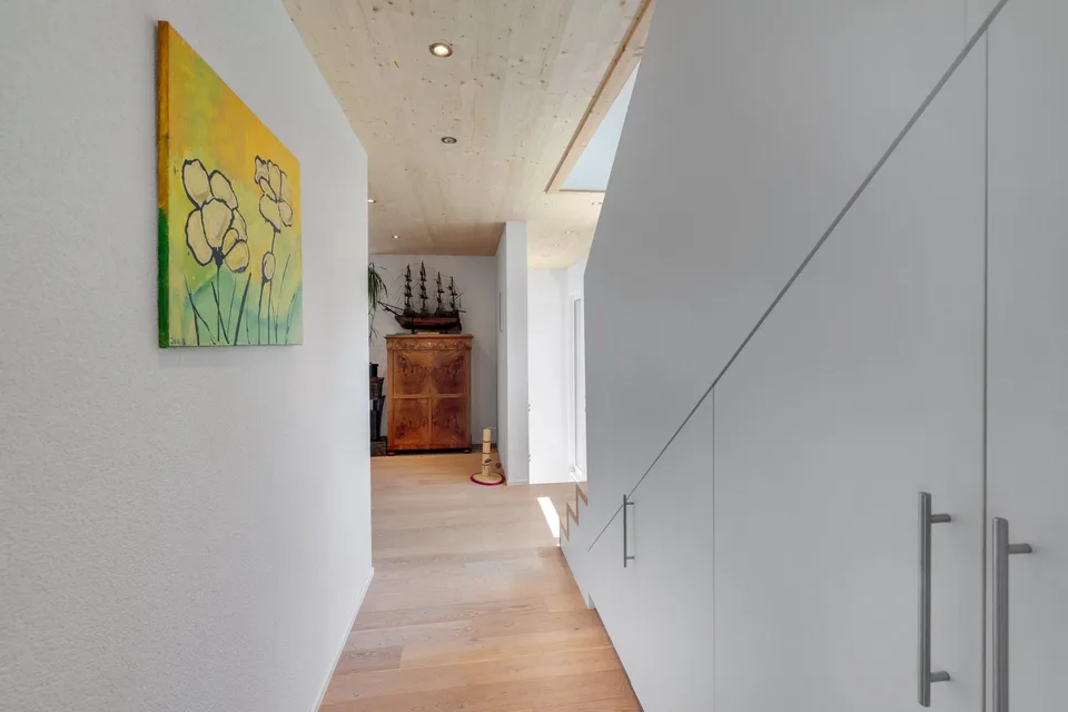 Casa unifamiliare nuova di 4,5 locali con terrazza sul tetto & vista lago – foto 9 di 16