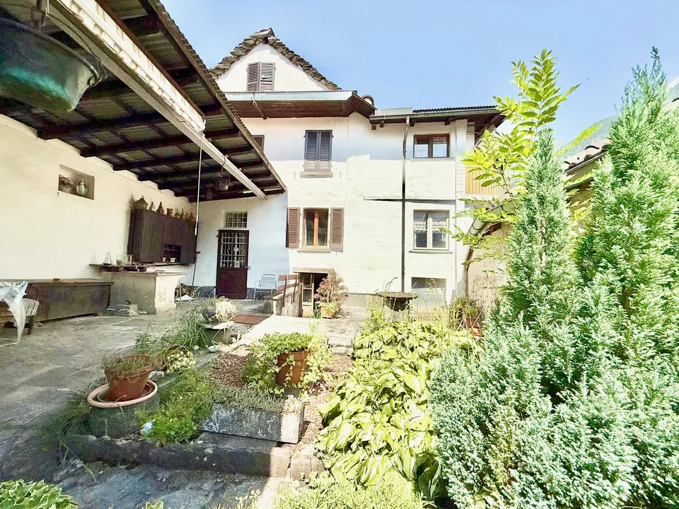 grande Casa ticinese - Tessinerhaus mit Garten