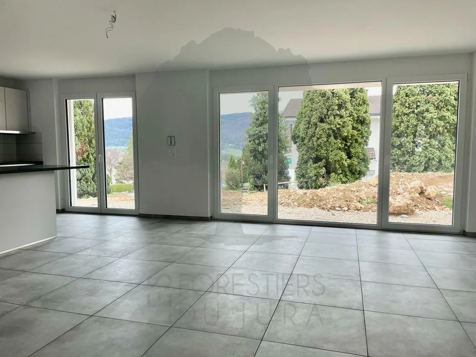 Meraviglioso appartamento di 3.5 locali con giardino privato