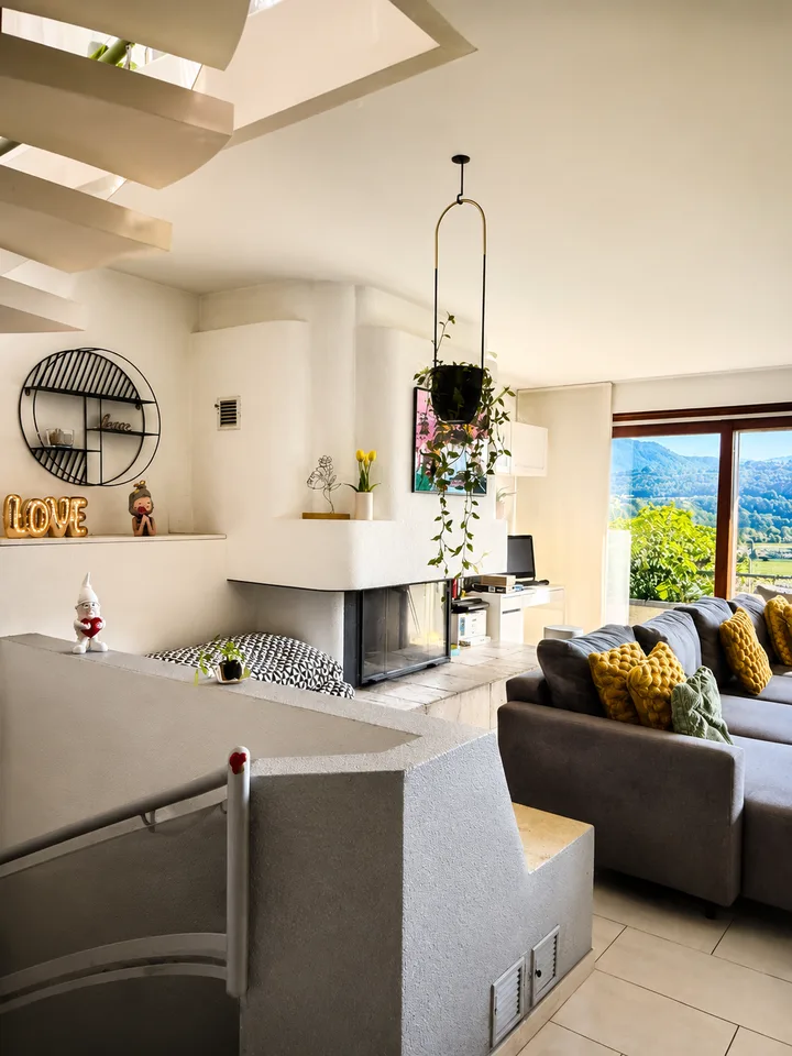 Maison mitoyenne avec vue panoramique à Agno