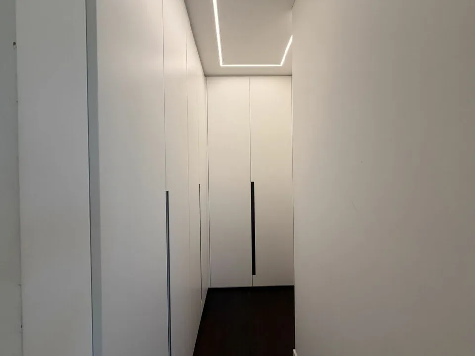 LUGANO - SUPER ATTICO DI RAPPRESENTANZA CON VISTA LAGO - PISCINA CONDOMINIALE NEL RESIDENCE CENTRAL PARK – foto 14 di 15