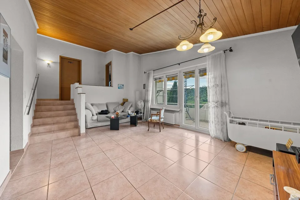 Casa unifamiliare di 7,5 locali con giardino invernale in vendita a Trimbach