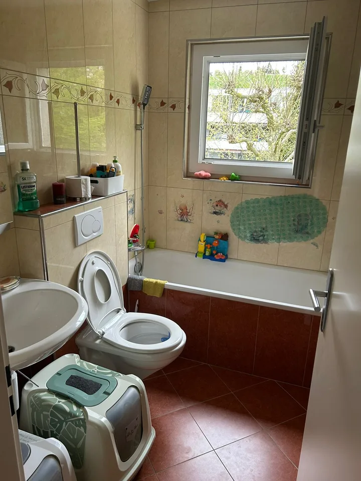 Charmante 4.5-Zimmer-Wohnung in Studen BE – sofort verfügbar! – Foto 8 von 9
