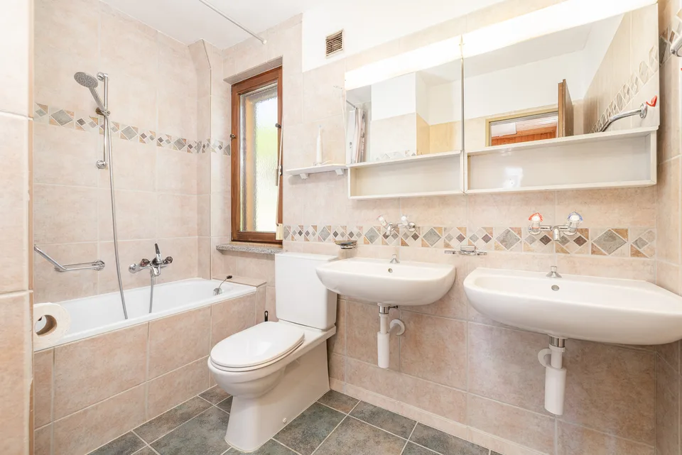 4.5 Zimmer Reihenfamilienhaus in Zunzgen – Foto 8 von 13