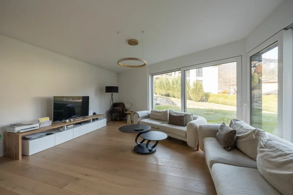 Maison unifamiliale moderne de 6 pièces