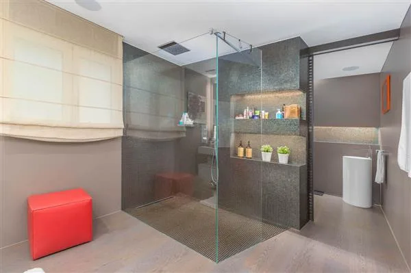 Lugano: Appartement 8.5 pièces – photo 13 sur 13