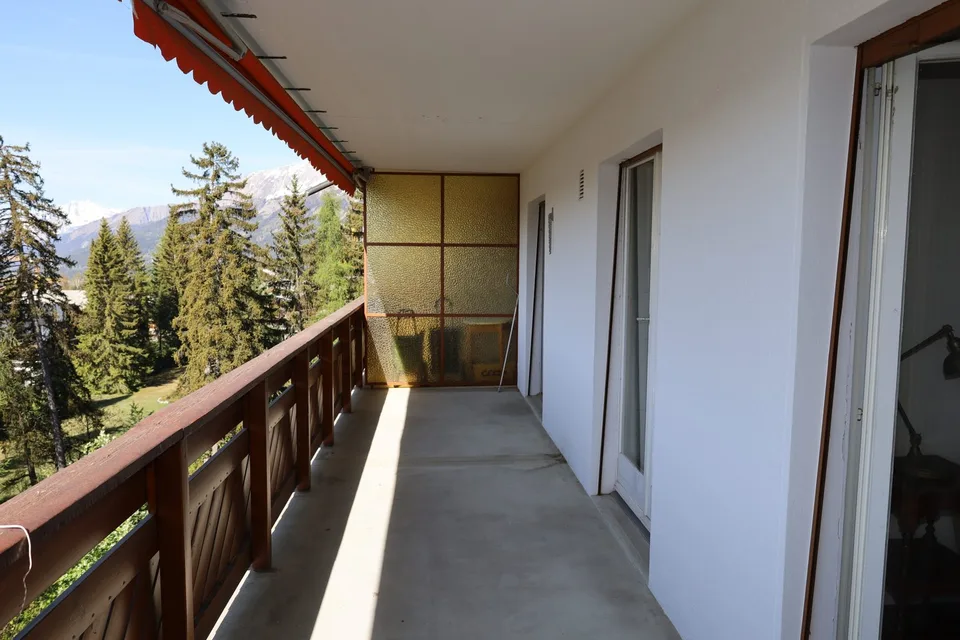 Charmantes 2,5-Zimmer-Wohnung mit atemberaubendem Blick in Crans – Foto 10 von 12