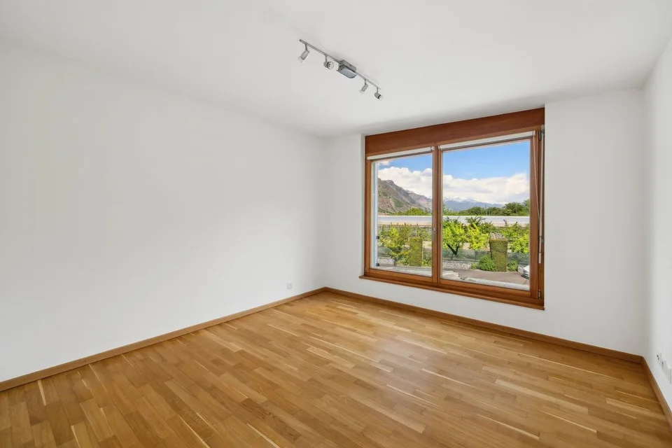 Villa esclusiva con piscina, ampi spazi e ambiente idilliaco – foto 10 di 12