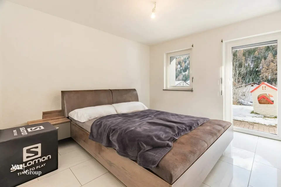 Maison spacieuse avec deux logements et terrain constructible – photo 22 sur 28