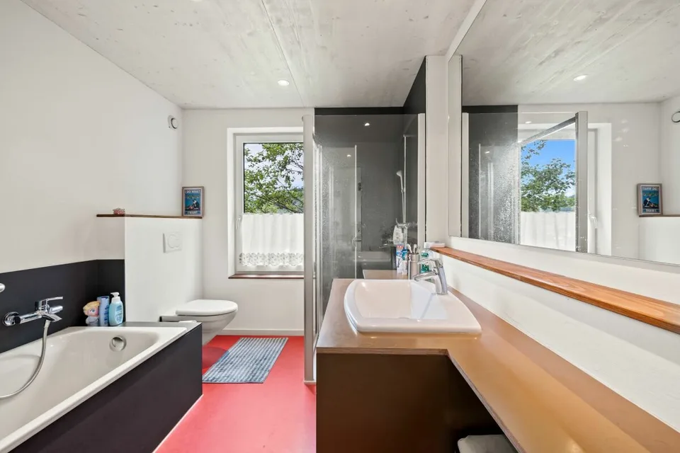 Emplacement ensoleillé au sud : Maison individuelle dépendante avec panorama et intimité – photo 12 sur 20
