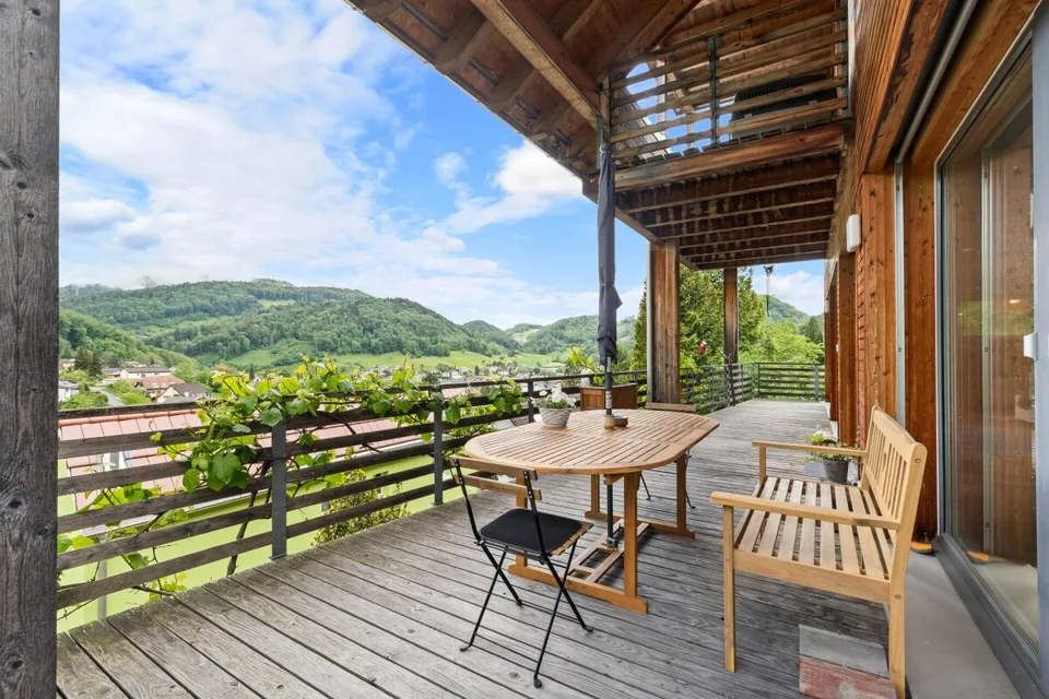 Emplacement ensoleillé au sud : Maison individuelle dépendante avec panorama et intimité – photo 10 sur 20
