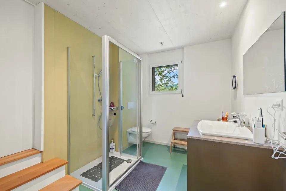 Emplacement ensoleillé au sud : Maison individuelle dépendante avec panorama et intimité – photo 6 sur 20