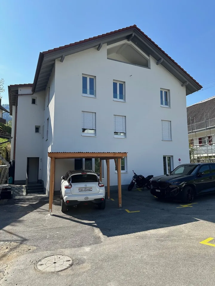 Neuwertige 3.5-Zimmer-Wohnung mit Sitzplatz und Carport zu verkaufen – foto 13 di 13