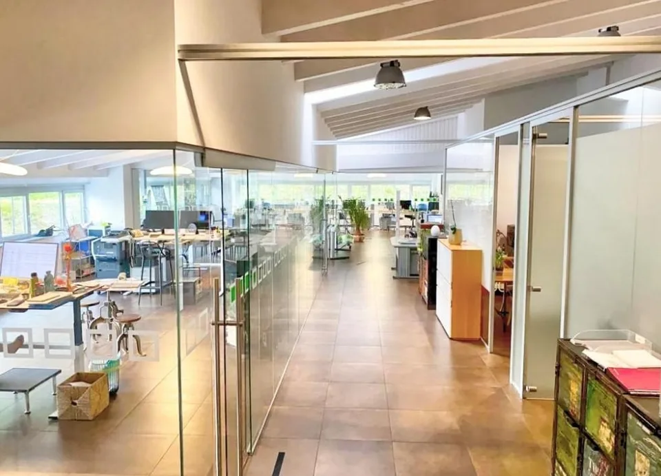 Grand bureau à revenu, avec bon locataire – photo 10 sur 12
