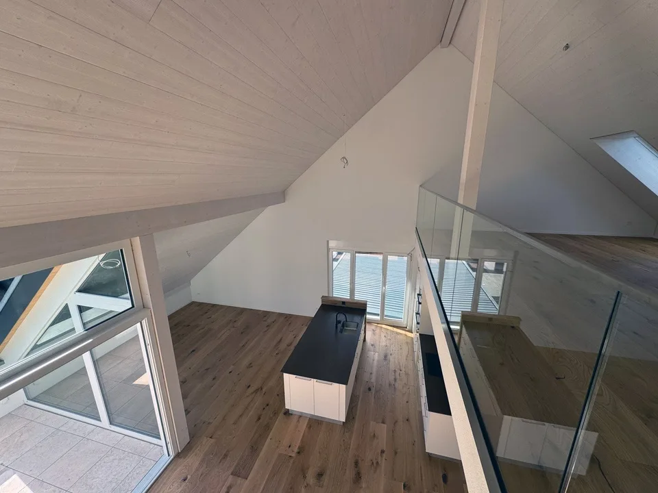 Grosszügige 5½-Zimmer-Galerie-Dachwohnung mit Sauna – MINERGIE-A® – Foto 13 von 17