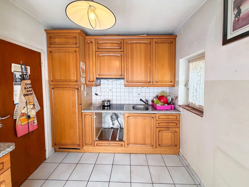 Grande casa unifamiliare completamente da rinnovare – photo 11 of 26