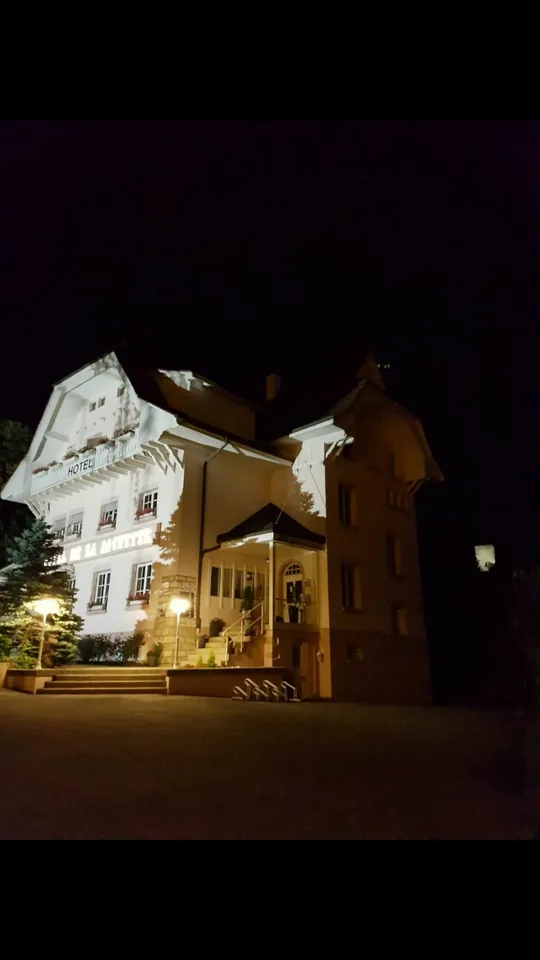 Hotel mit Charme in Boncourt zum Verkauf