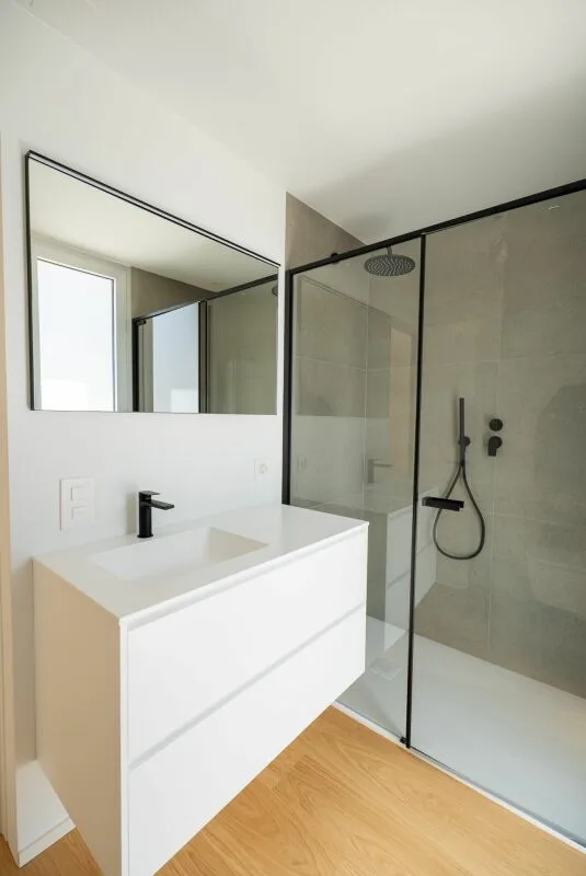 Hochmoderne Design-Villen in Cadro – Foto 23 von 25