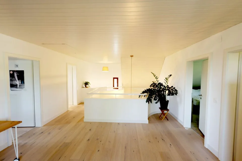 Schönes renoviertes Haus mit 7,5 Zimmern und Außenpool – Foto 19 von 26
