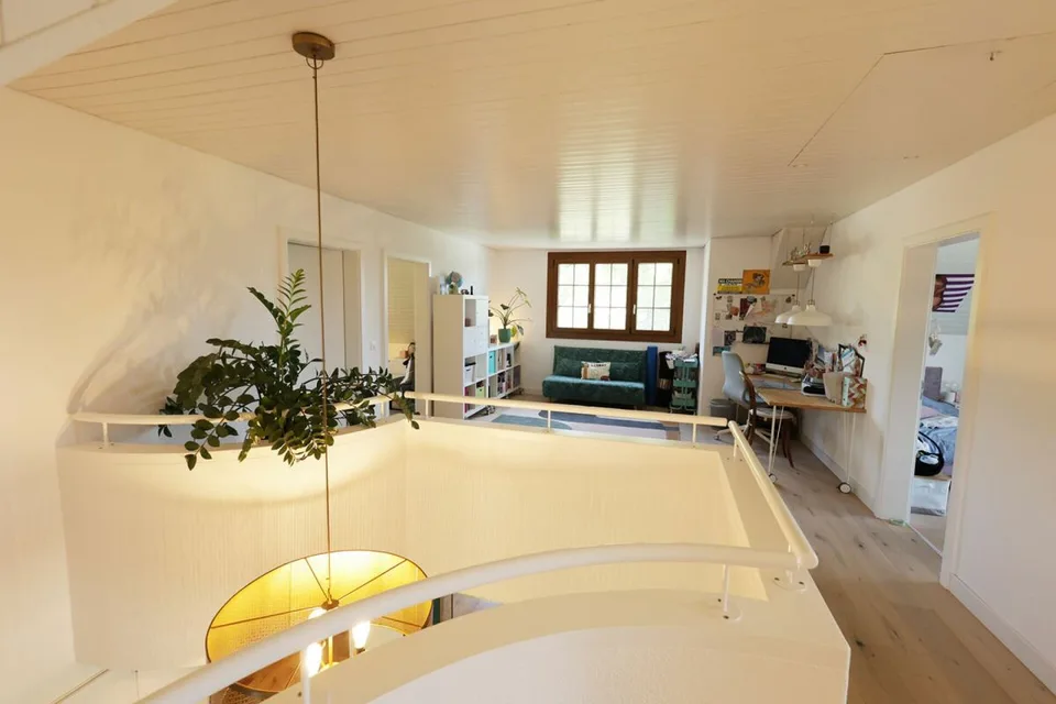 Schönes renoviertes Haus mit 7,5 Zimmern und Außenpool – Foto 20 von 26