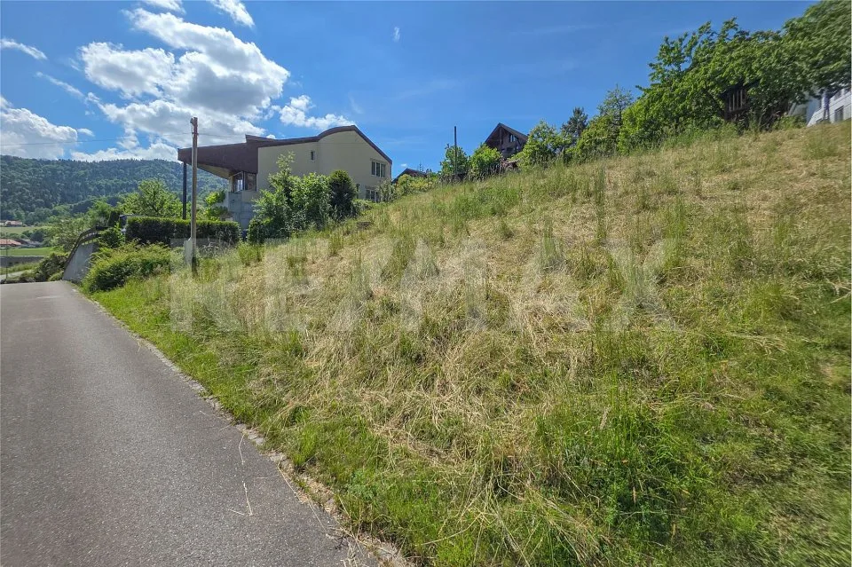 Terreno edificabile in una posizione panoramica esclusiva a Wattenwil