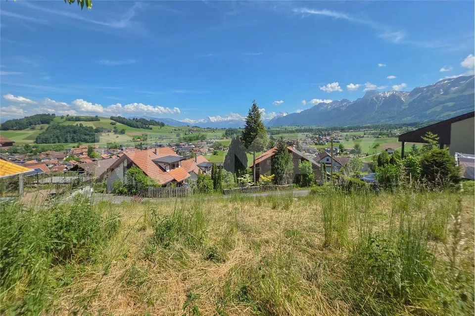 Bauland in exklusiver Panoramalage in Wattenwil