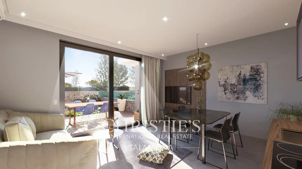 Penthouse mit Meerblick, 30 Meter vom Strand ? Borgio Verezzi (Privatverhandlung)