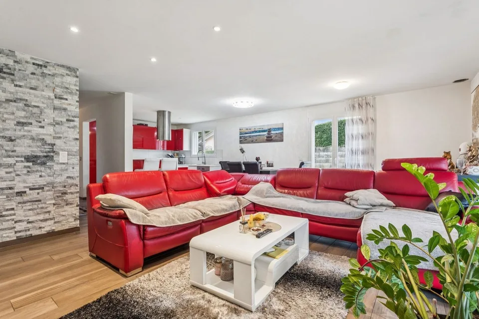 Casa a schiera di 4.5 locali con bel giardino