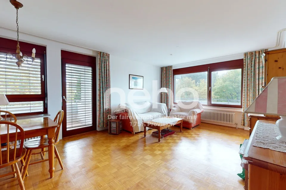 Sillenbuch! Tolle 3-Zimmer-Wohnung mit 2 Balkonen und TG-Platz